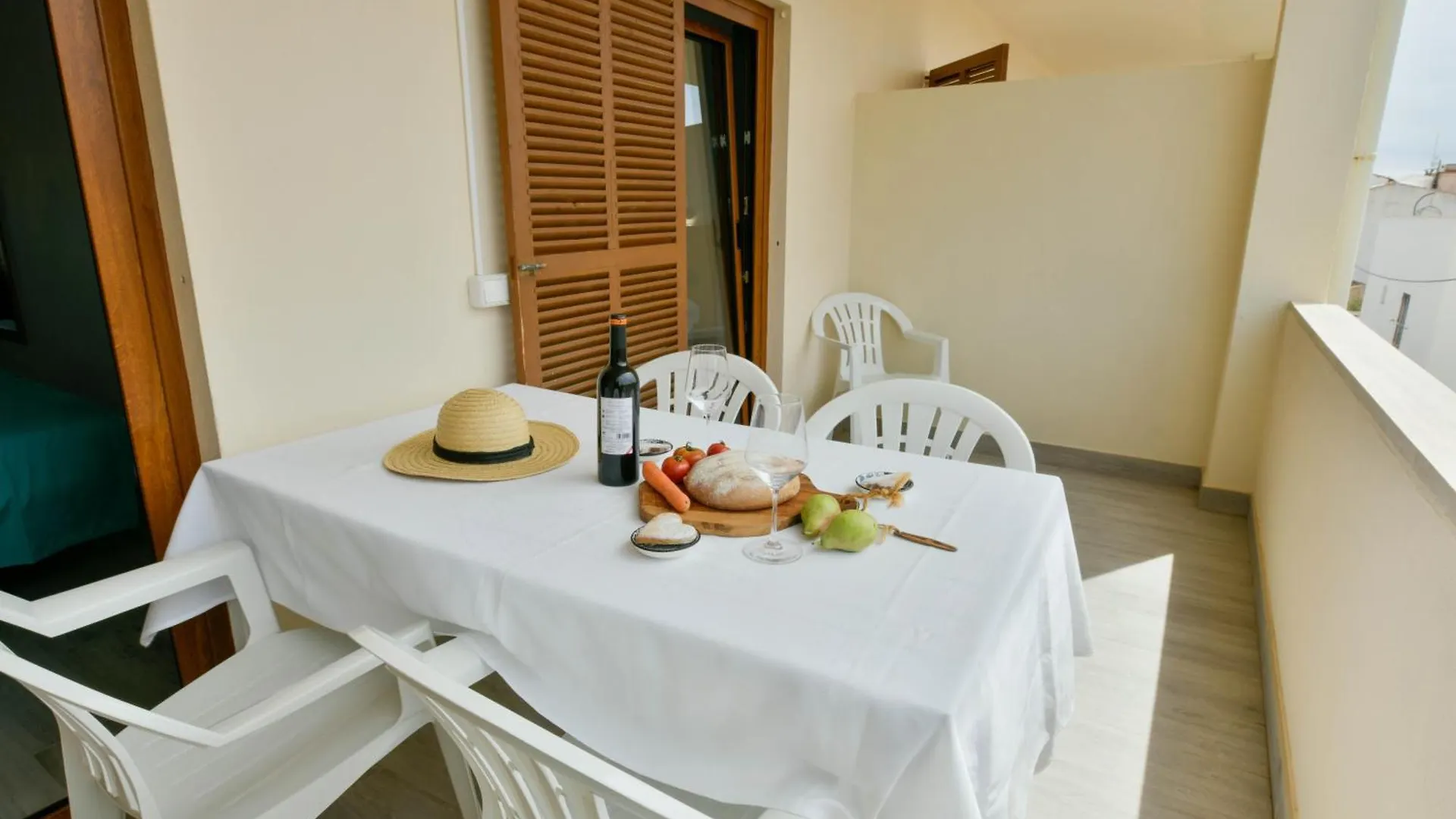 Apartamentos Estanques Colonia de Sant Jordi